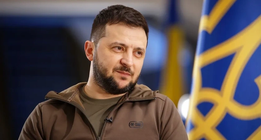 Венгерский аналитик призвал Зеленского уйти в отставку после его реакции на речь Путина