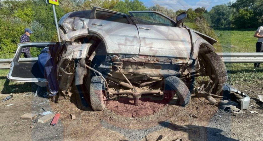 Водитель Chevrolet погиб в лобовом столкновении с грузовиком