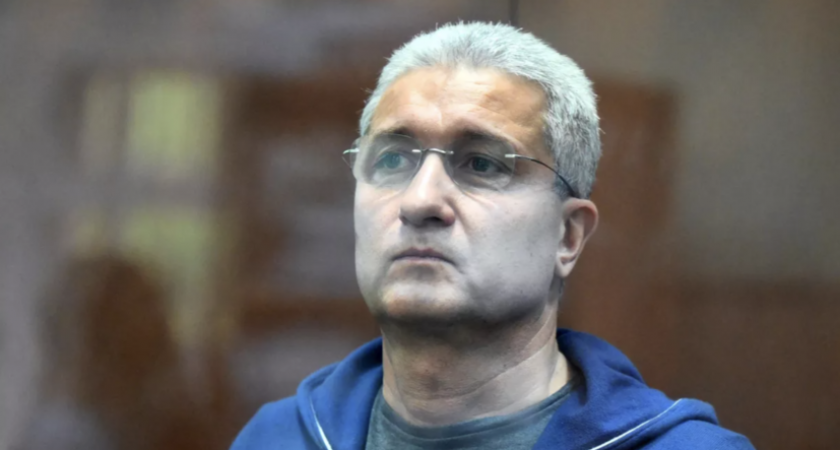 Экс-замминистра обороны Иванова приговорили к 16 годам колонии за растрату 4 млрд рублей