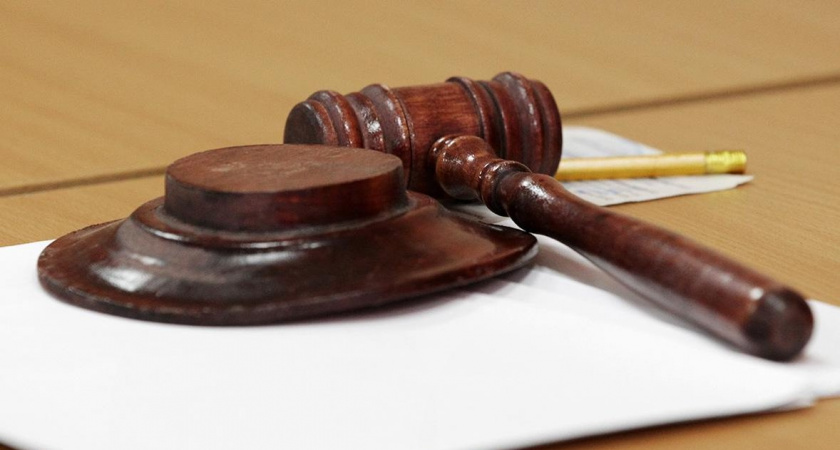 Сооснователя «Смысловых галлюцинаций» Бурдина приговорили к 3 годам колонии за драку с оружием