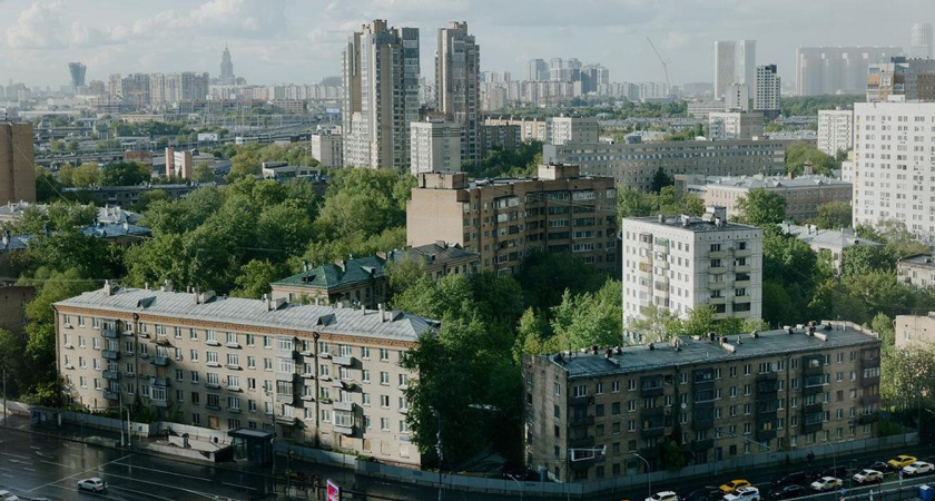 48 дронов за 5 часов: масштабная атака на 8 регионов России отбита