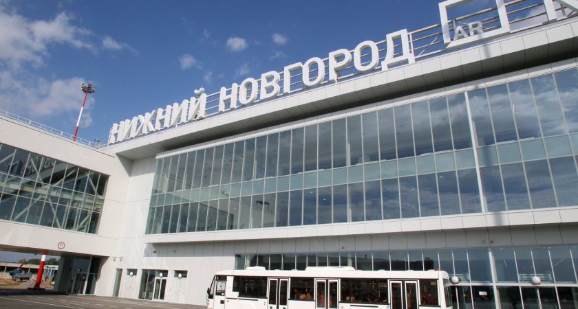 Аэропорт Стригино приостановил работу на фоне отмены сотен рейсов по России