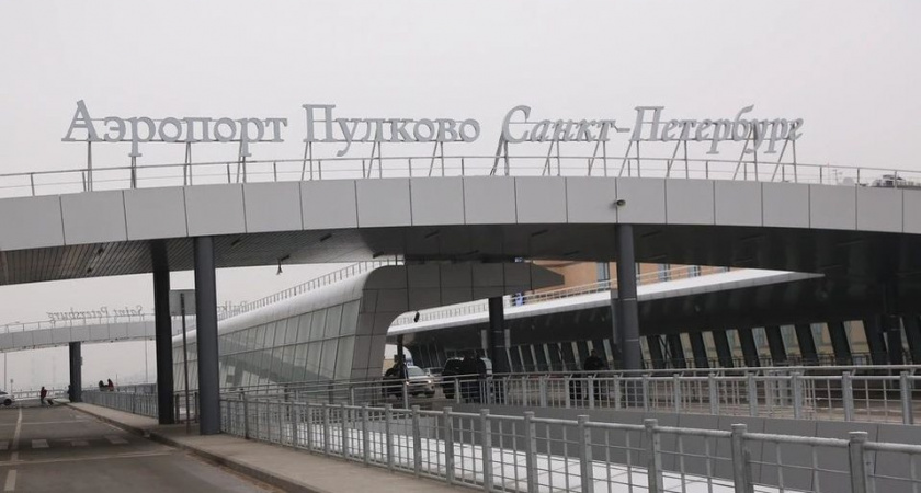Пулково открыли на час после дневных ограничений полетов 6 июля