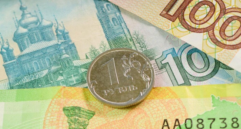 С 1 сентября работодатели не смогут урезать премии россиян более чем на 20%