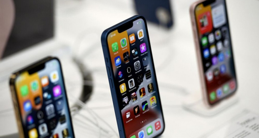 Путин запретил Apple блокировать RuStore на iPhone с 1 сентября 2025 года