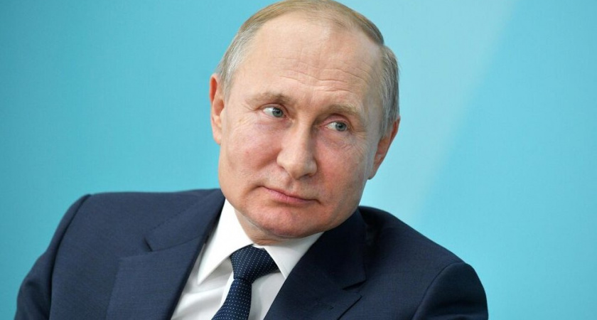 Путин назвал участников форума "Территория смыслов" настоящими лидерами, способными мыслить смело
