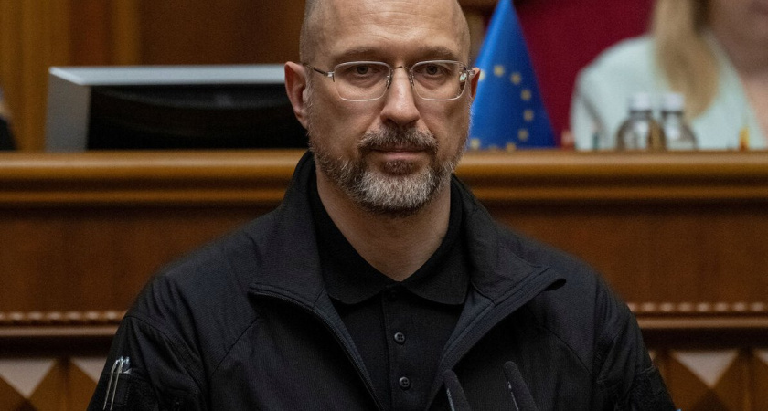 Экс-премьер Шмыгаль стал министром обороны Украины и пообещал увеличить производство оружия до 50%