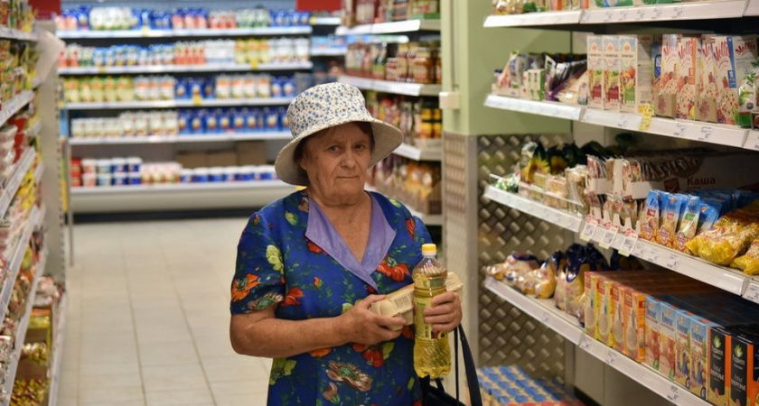 ЦМАКП предложил заморозить цены на мясо, молоко и яйца на 3-4 месяца: что за этим стоит