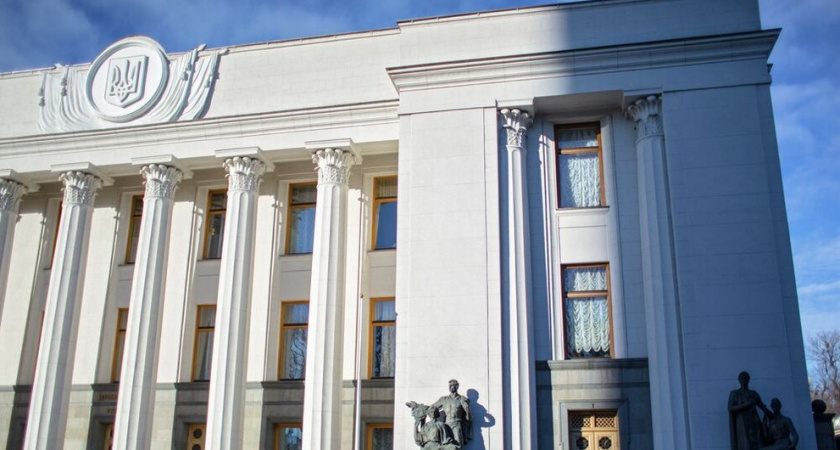 Рада Украины рассматривает послабления для мужчин 18-24 лет на фоне автоматической мобилизации