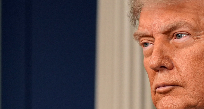 Трамп проиграл 75% из 500 судебных исков за полгода: по 4 дела ежедневно