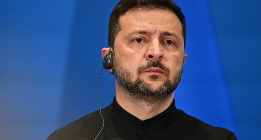 Зеленский проигнорировал предупреждения Запада и подписал закон о ликвидации антикоррупционных агентств