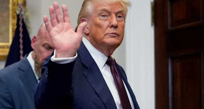 Трамп назвал удары России по Украине "отвратительными" и обвинил Байдена: "Это его война, не моя"