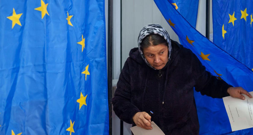 Маск призвал к массовому IREXIT: "ЕС разрушает демократию Европы"