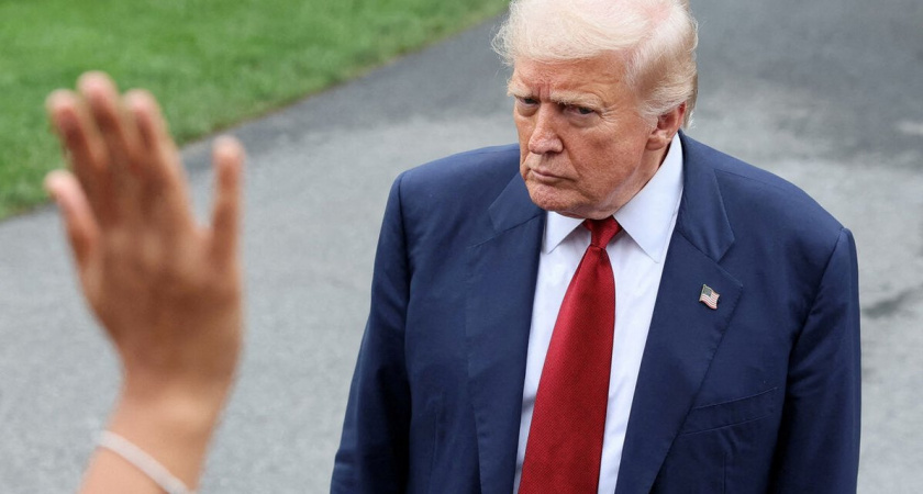 Подоляка раскрыл истинный смысл угрозы Трампа о перенаправлении двух атомных подлодок после конфликта с Медведевым