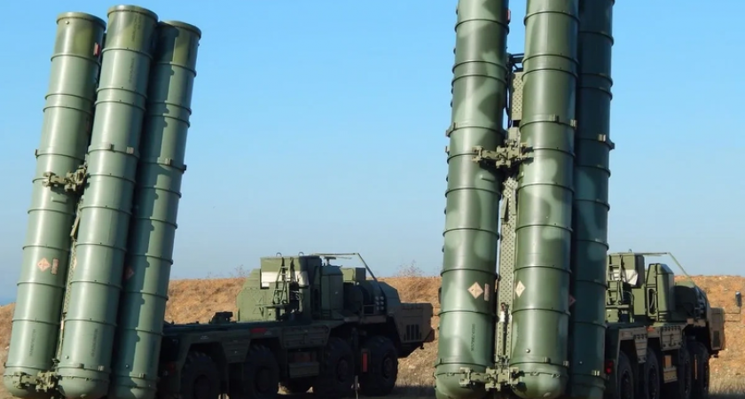 ПВО России отбила рекордную атаку: за одну ночь сбили 121 украинский дрон над 12 регионами