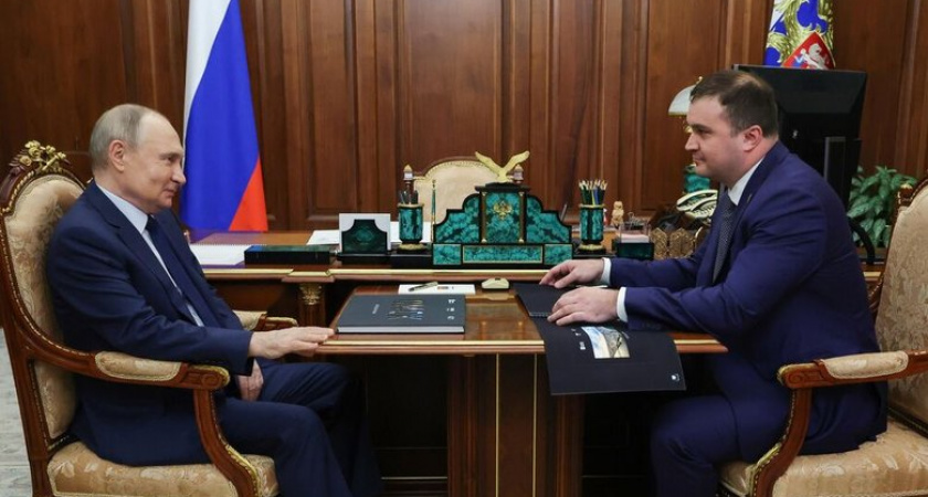 Путин назвал "приличным" рост зарплат в Омской области на 17,8%