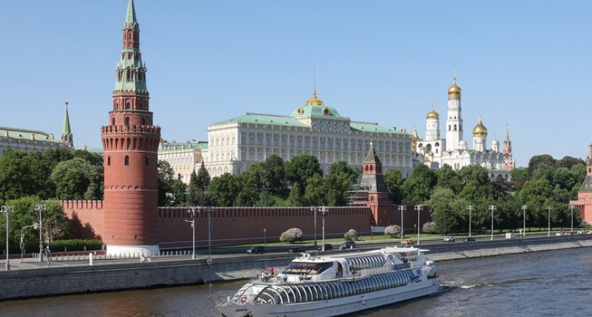 "Единственные, кто говорит о мире — русские": экс-советник НАТО назвал условия прекращения конфликта