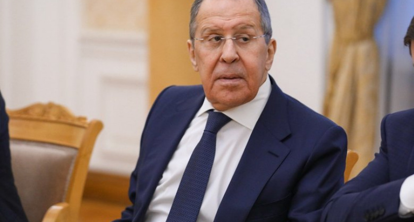 Лавров прибыл на переговоры с США в свитере с надписью "СССР"