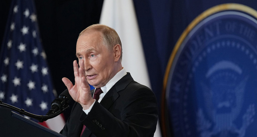 Профайлер Анищенко: Путин "воодушевлённо" смеялся за кулисами после переговоров с Трампом