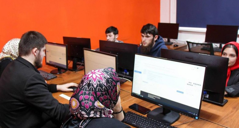 34 педагога из Чечни освоили ИИ для индивидуального подхода к детям