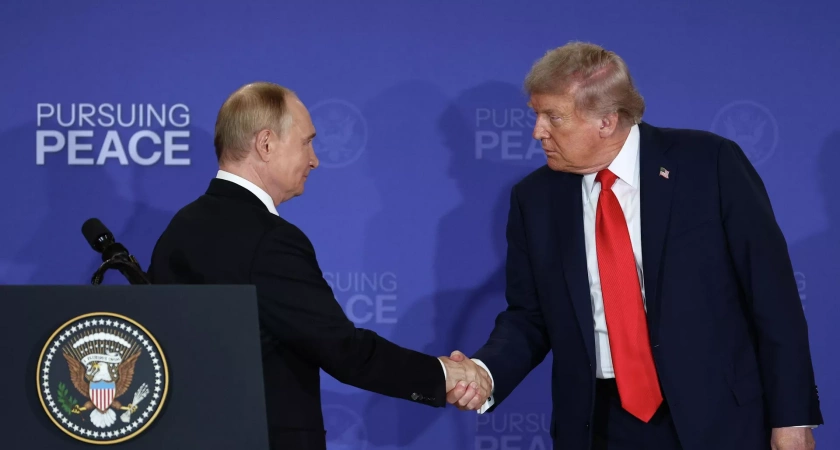 Трамп по собственной инициативе позвонил Путину и рассказал о переговорах с Зеленским