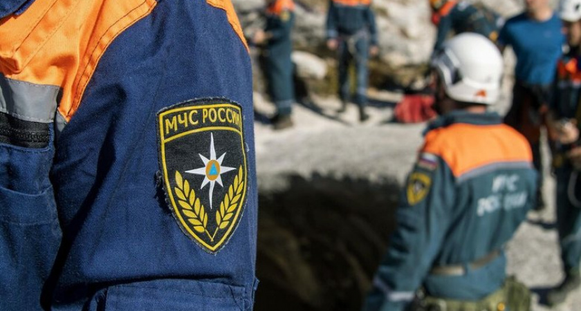Мост через реку Мякит обрушился на трассе "Колыма" после месячной нормы осадков за несколько дней