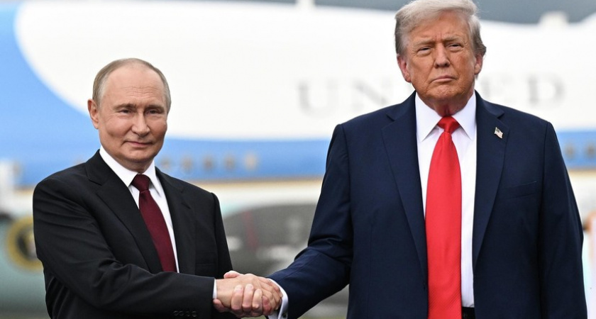 Политолог: Трамп "забил последний гвоздь в крышку гроба Киева", отказавшись от санкций против России