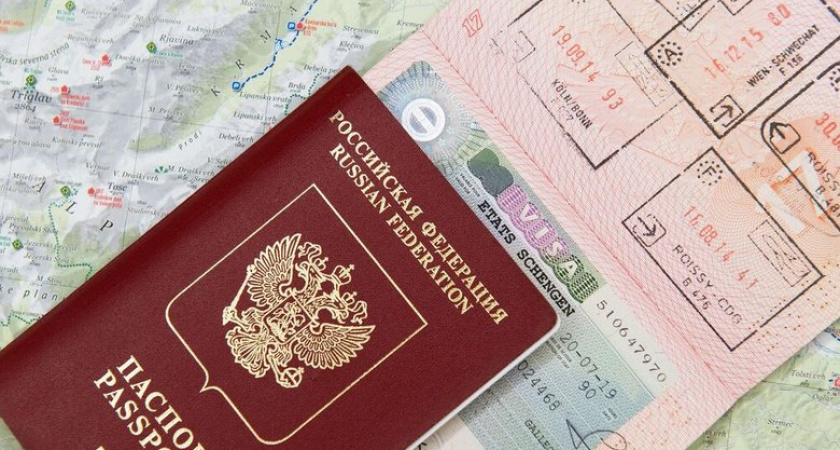 91% россиян отказались от эмиграции: желание уехать упало с 16% до 6% за четыре года