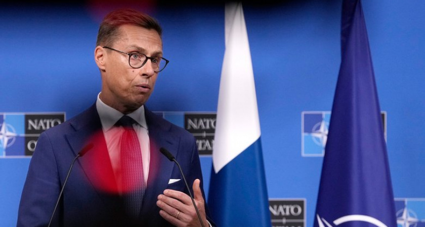 Президент Финляндии рассказал, как угроза звонка Лаврову спасла его от задержания в аэропорту