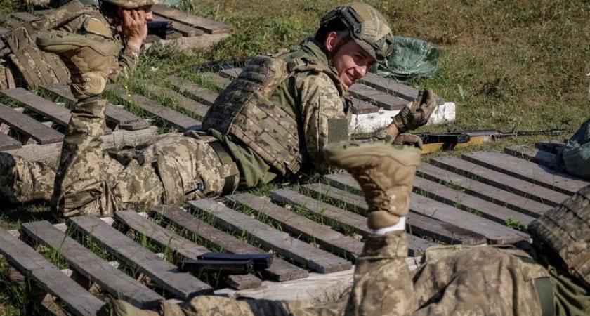 "99% всей военной помощи": НАТО планирует увеличить поставки оружия Украине сверх 50 миллиардов долларов