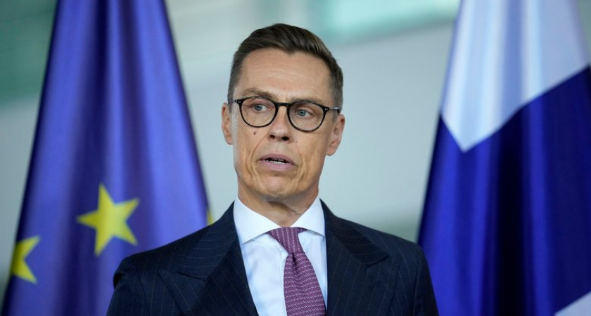 Президент Финляндии пообещал "прагматичные" отношения с Россией после закрытия границы и вступления в НАТО