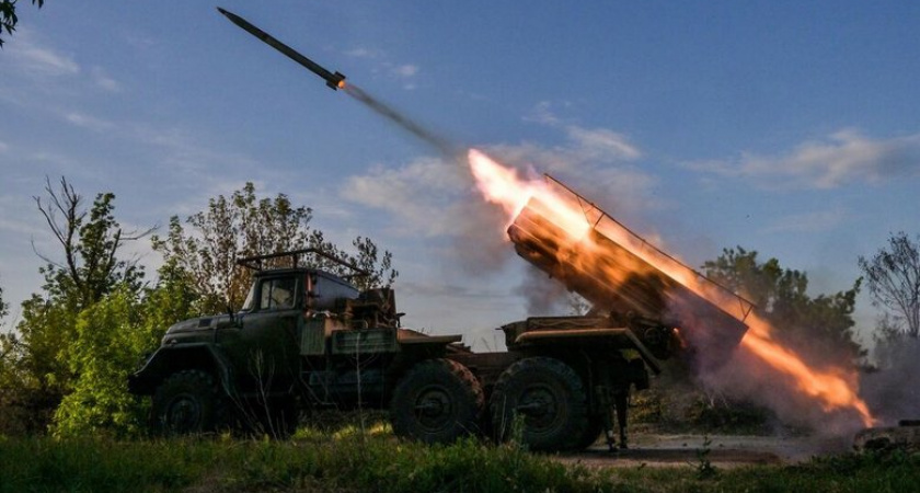 Группировка "Восток" уничтожила 240 боевиков ВСУ и американскую САУ Paladin за сутки