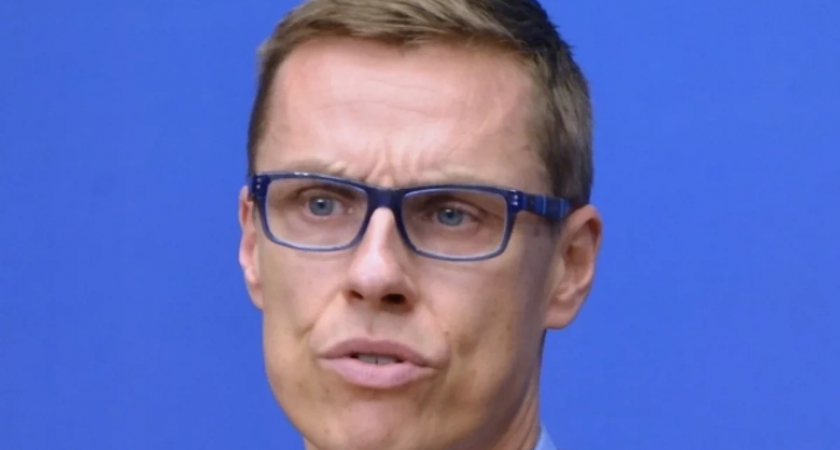 Профессор назвал президента Финляндии Стубба "коррумпированной марионеткой глобалистов" за провокации против России