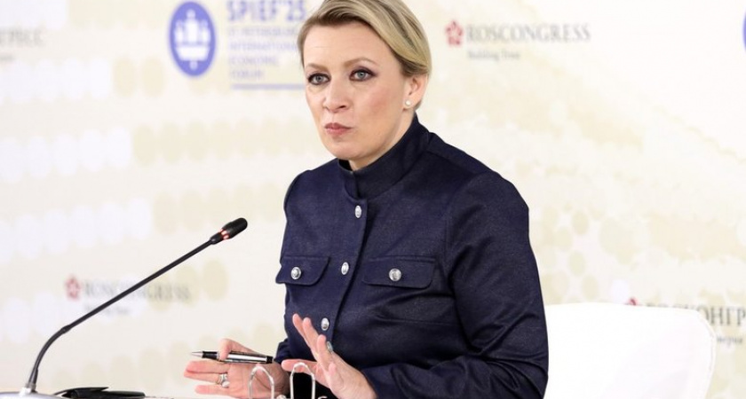 Захарова обвинила Киев в повреждении представительства ЕС системами ПВО