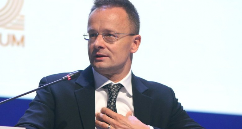 Глава МИД Венгрии: Европа понесла потери, но так и не поставила Россию на колени