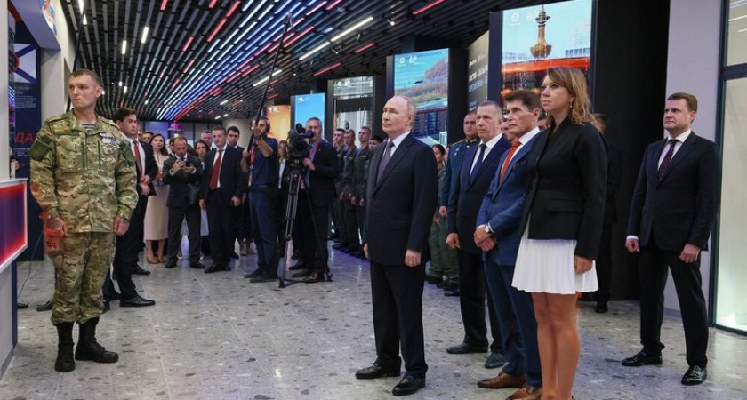Путин распорядился открыть военно-спортивные центры "Воин" во всех 85 регионах России