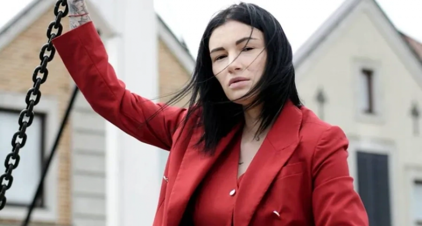 Победительница "Фабрики звёзд" Приходько попала под хейт за русскоязычное поздравление мужу с годовщиной