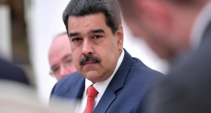 Мадуро запустил план "Независимость 200" против "крупнейшей за 100 лет угрозы" от США