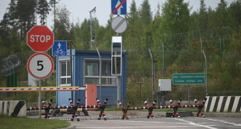 Латвия закрыла воздушное пространство до 6 км над границей с Россией и Беларусью до утра пятницы