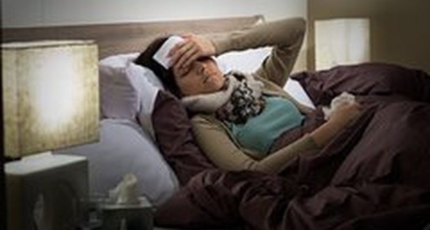 Врач-нарколог предупредил об опасном сочетании алкоголя с лекарствами при ОРВИ