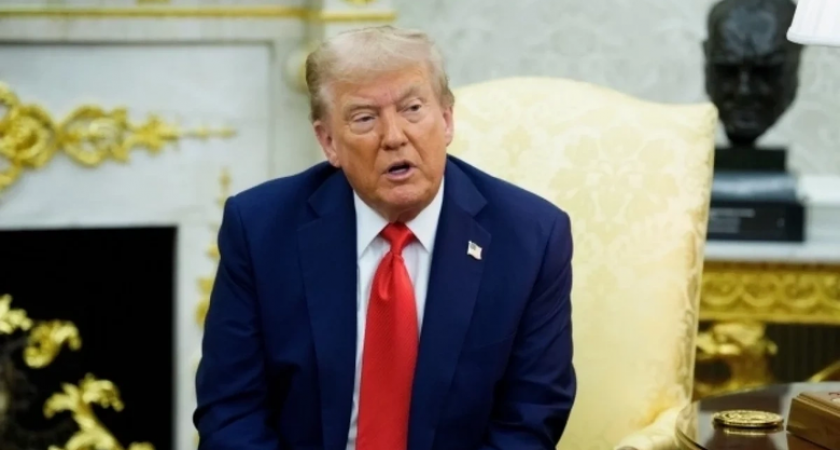 Трамп назвал украинский конфликт "худшим со времен Второй мировой" и постучал по дереву на удачу