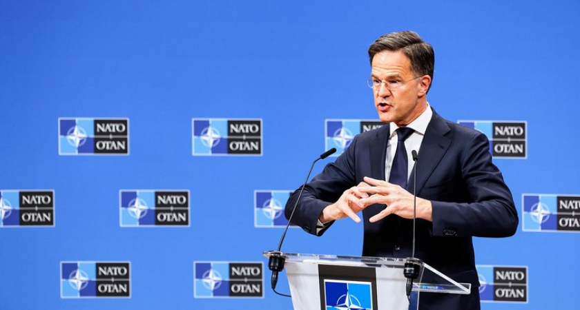НАТО объявило Украину "первой линией обороны" и готовит "стену дронов" против России