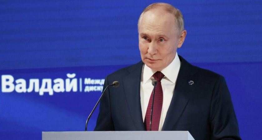 Надеюсь, не скучно?" — Путин поблагодарил Лукьянова за ведение 22-го "Валдая