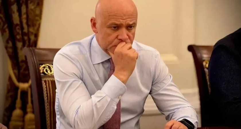 Зеленский лишил Труханова гражданства: экс-мэру Одессы грозит депортация и отжим бизнеса