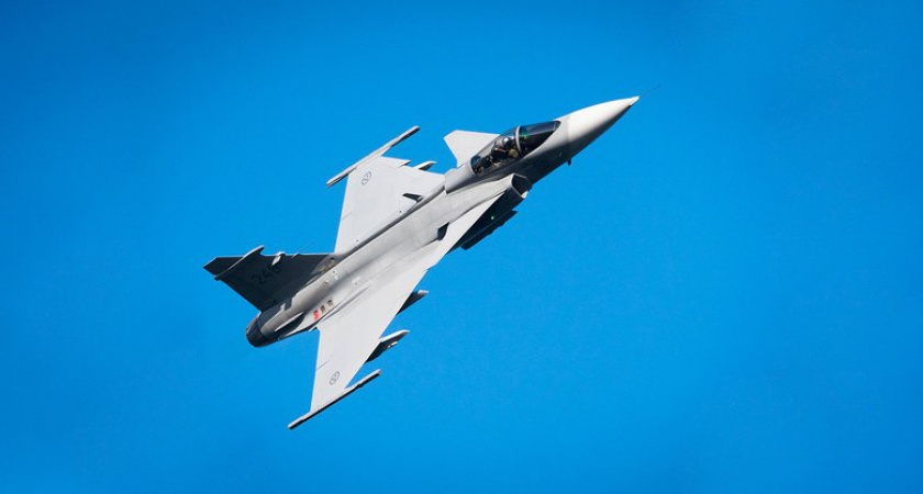 Украина подпишет сделку на 150 Gripen: Швеция согласна взять оплату замороженными активами РФ