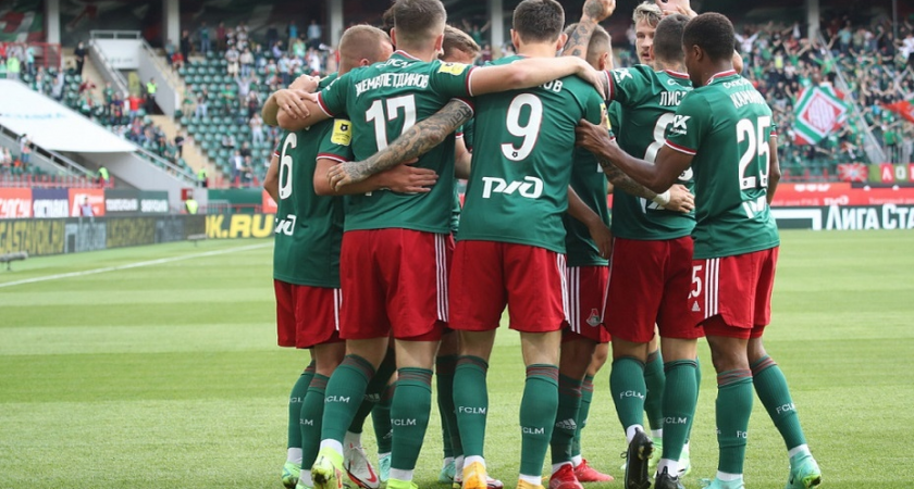 Самолет «Локомотива» сломался в Саранске: часть игроков вернулась в город, другие ждут в аэропорту