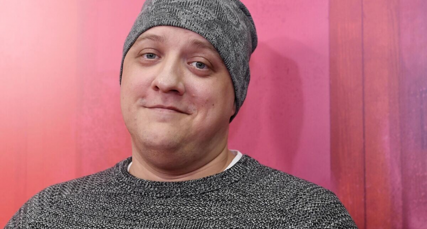 Звезду «Полицейского с Рублевки» Романа Попова похоронят в Москве — актер ушел в 40 лет