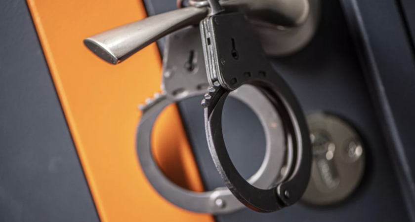 Пьяный водитель из мести протаранил группу людей у ночного клуба на Кубани