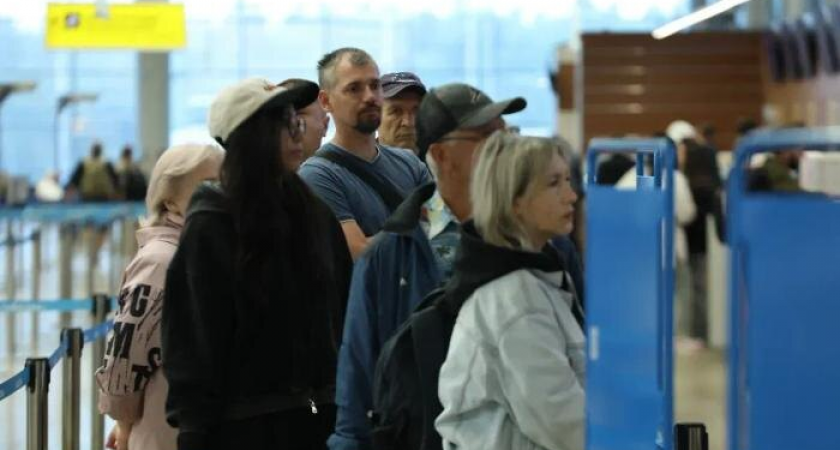 Четыре аэропорта закрыты из-за угрозы безопасности: Владикавказ, Грозный, Магас и Нижнекамск