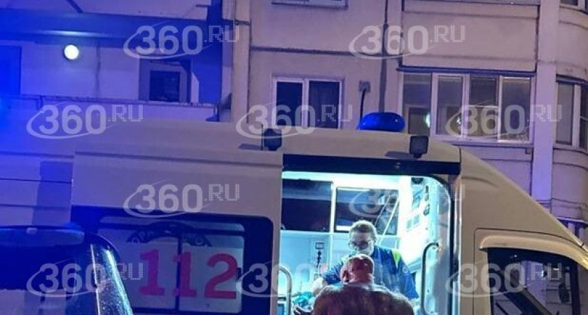 Откусила ухо и избила до крови: жительница Лобни атаковала голого мужчину на улице